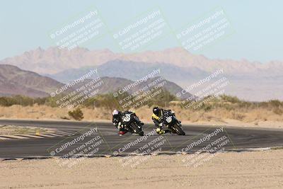 media/Nov-02-2025-CVMA (Sun) [[337aff29ab]]/Race 16-Formula Twins-Formula 40 UL(Holeshot)/